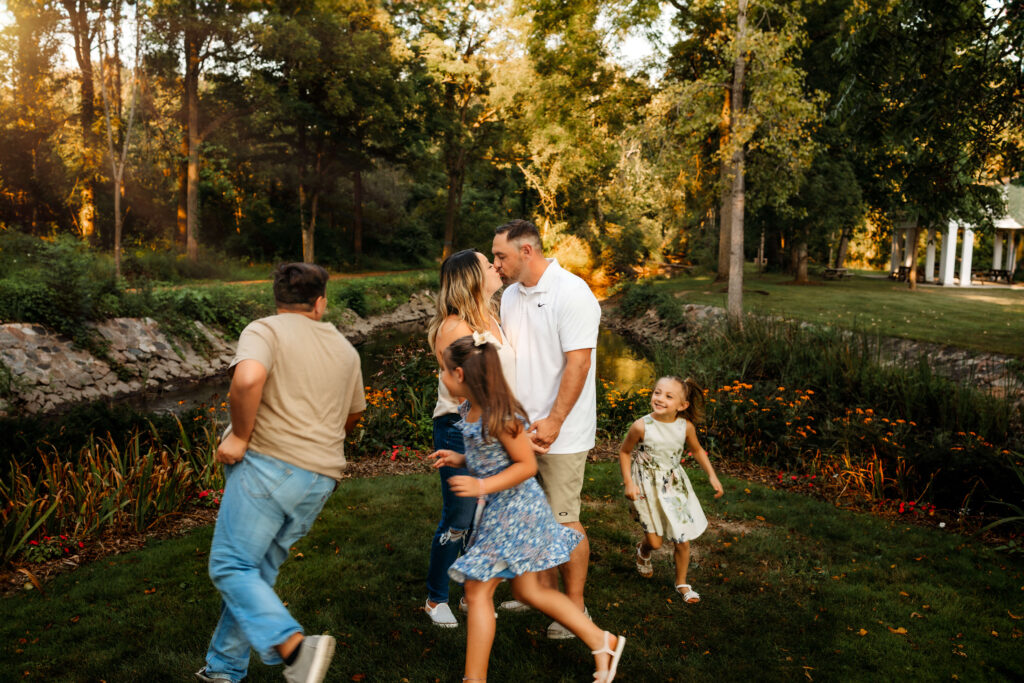 Candid family photo captured by Stefaney Dawn Photography, a lifestyle photographer in Metro Detroit.